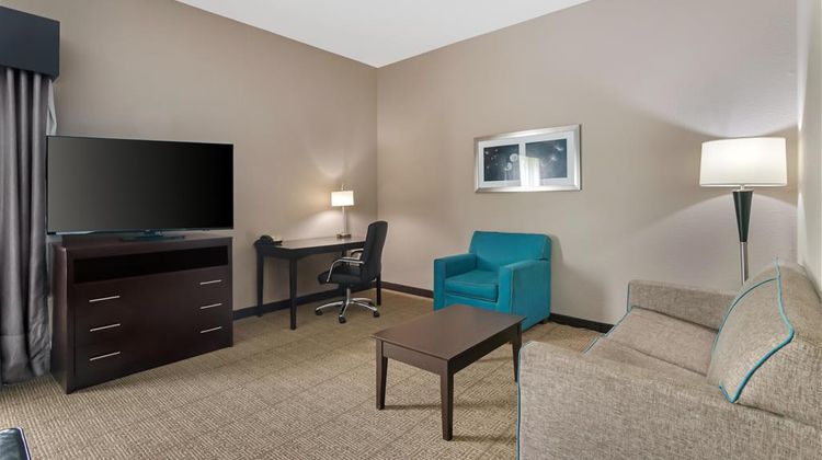 Best Western Plus Hiawatha Hotel Suite