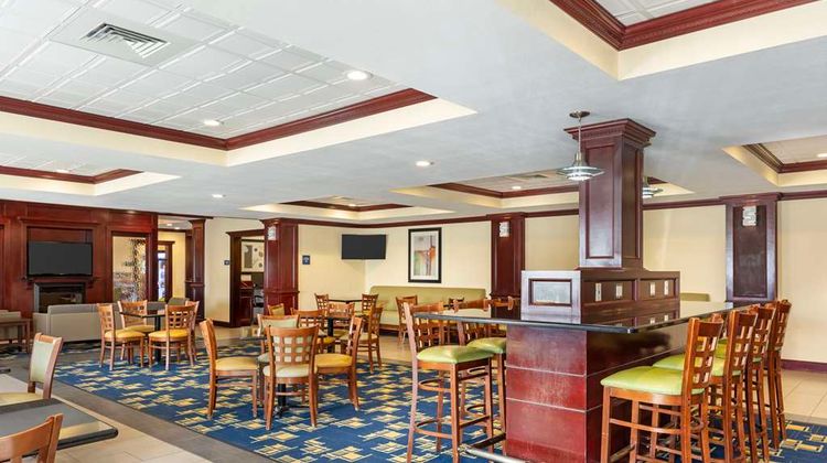 Best Western Plus Pratt Restaurant