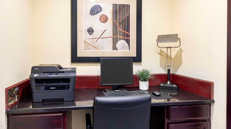 Best Western Plus Pratt Other