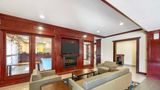 Best Western Plus Pratt Lobby