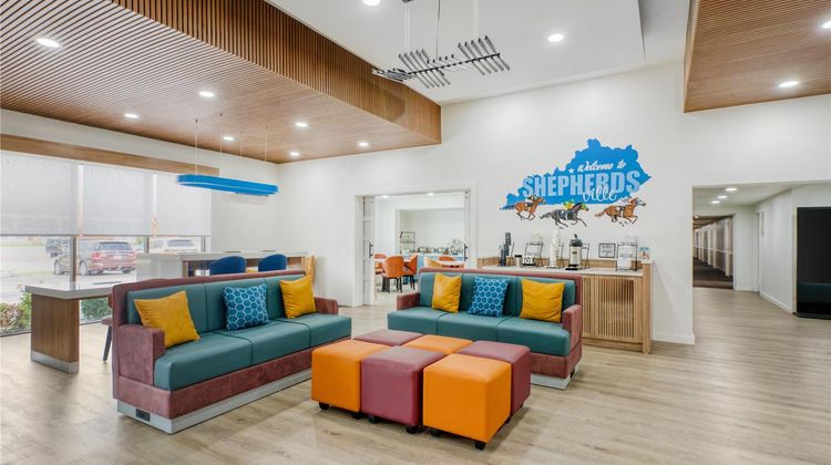 Best Western Shepherdsville Lobby