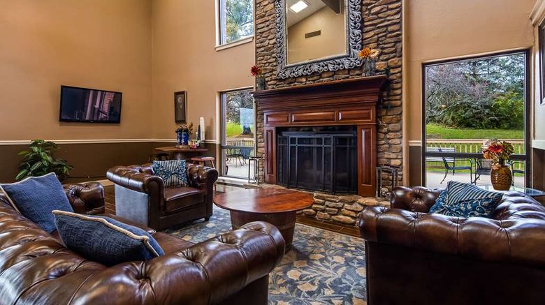 <b>Best Western Shelbyville Lodge Lobby</b>. Images powered by <a href="https://iceportal.shijigroup.com/" title="IcePortal" target="_blank">IcePortal</a>.