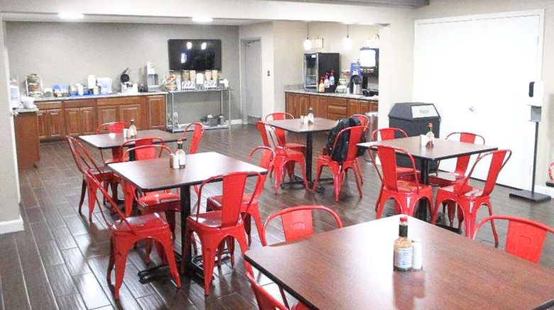 <b>Best Western Shelbyville Lodge Restaurant</b>. Images powered by <a href="https://iceportal.shijigroup.com/" title="IcePortal" target="_blank">IcePortal</a>.