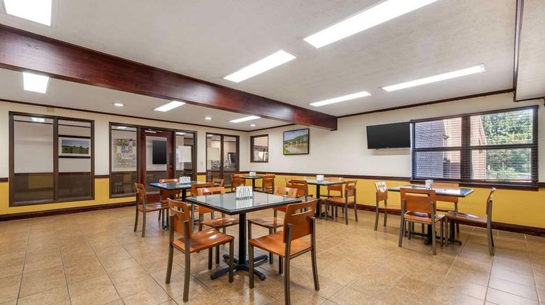 <b>Best Western Campbellsville Inn Restaurant</b>. Images powered by <a href="https://iceportal.shijigroup.com/" title="IcePortal" target="_blank">IcePortal</a>.