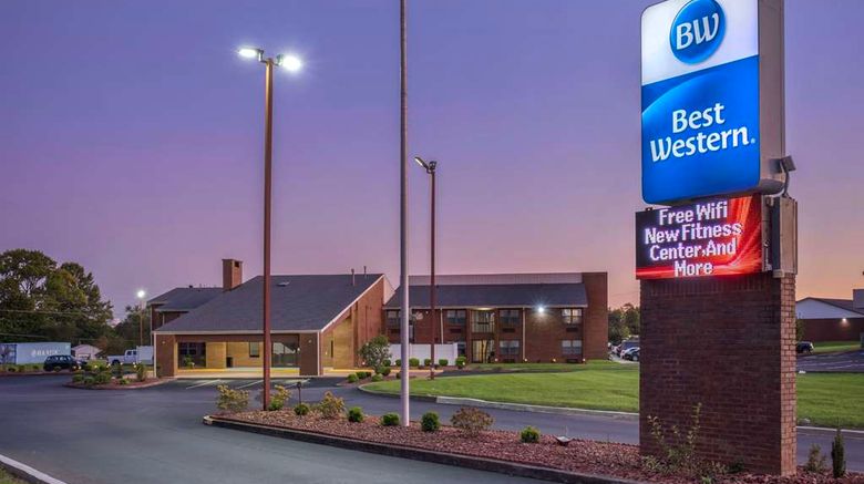 Best Western Campbellsville Inn Exterior. Images powered by <a href="https://iceportal.shijigroup.com" target="_blank" rel="noopener">Ice Portal</a>.