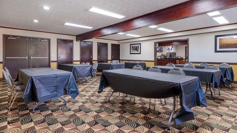 <b>Best Western Campbellsville Inn Meeting</b>. Images powered by <a href="https://iceportal.shijigroup.com/" title="IcePortal" target="_blank">IcePortal</a>.