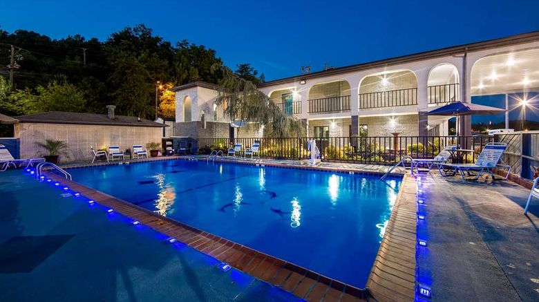 <b>Best Western Corbin Inn Pool</b>. Images powered by <a href="https://iceportal.shijigroup.com/" title="IcePortal" target="_blank">IcePortal</a>.