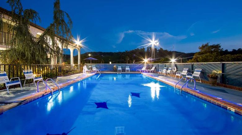 <b>Best Western Corbin Inn Pool</b>. Images powered by <a href="https://iceportal.shijigroup.com/" title="IcePortal" target="_blank">IcePortal</a>.