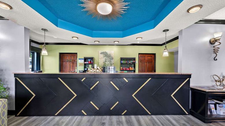 <b>Best Western Corbin Inn Lobby</b>. Images powered by <a href="https://iceportal.shijigroup.com/" title="IcePortal" target="_blank">IcePortal</a>.