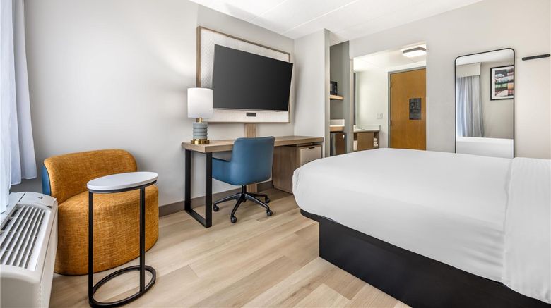 <b>Best Western Inn Florence Room</b>. Images powered by <a href="https://iceportal.shijigroup.com/" title="IcePortal" target="_blank">IcePortal</a>.