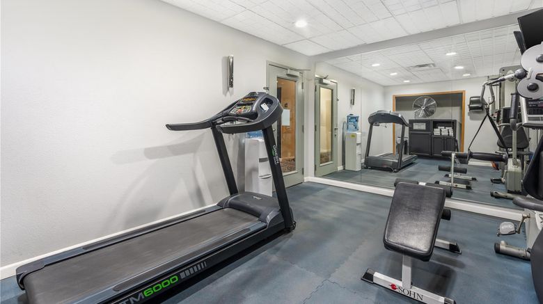 <b>Best Western Inn Florence Health</b>. Images powered by <a href="https://iceportal.shijigroup.com/" title="IcePortal" target="_blank">IcePortal</a>.