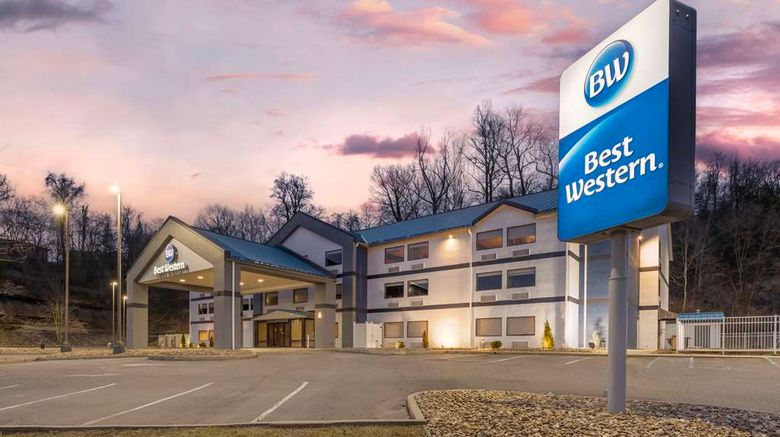 Best Western River Cities Exterior. Images powered by <a href="https://iceportal.shijigroup.com" target="_blank" rel="noopener">Ice Portal</a>.