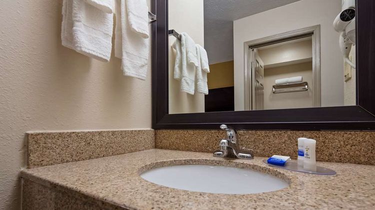 Best Western Paris Inn Room