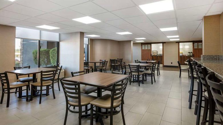 <b>Best Western Ashbury Inn Restaurant</b>. Images powered by <a href="https://iceportal.shijigroup.com/" title="IcePortal" target="_blank">IcePortal</a>.