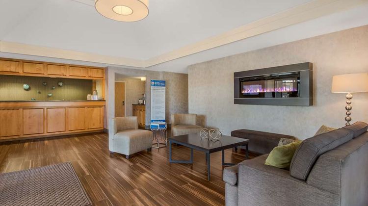 Best Western University Inn Lobby