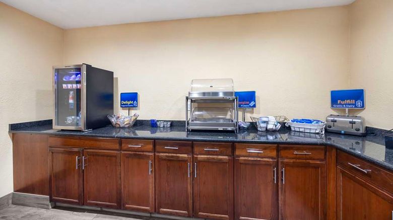 <b>Best Western Central City Restaurant</b>. Images powered by <a href="https://iceportal.shijigroup.com/" title="IcePortal" target="_blank">IcePortal</a>.