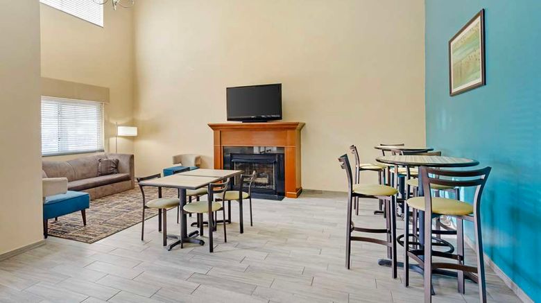 <b>Best Western Central City Lobby</b>. Images powered by <a href="https://iceportal.shijigroup.com/" title="IcePortal" target="_blank">IcePortal</a>.