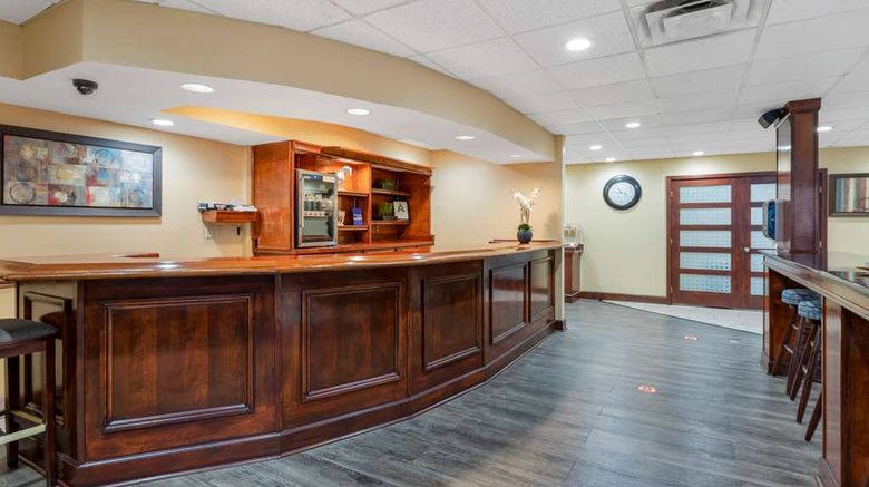<b>Best Western Louisville East Restaurant</b>. Images powered by <a href="https://iceportal.shijigroup.com/" title="IcePortal" target="_blank">IcePortal</a>.