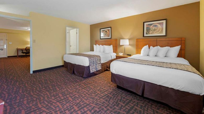 <b>Best Western Louisville East Room</b>. Images powered by <a href="https://iceportal.shijigroup.com/" title="IcePortal" target="_blank">IcePortal</a>.