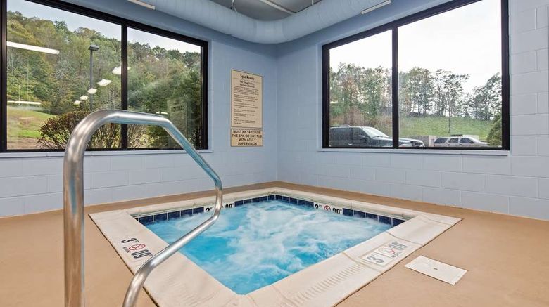 <b>Best Western Plus Louisa Pool</b>. Images powered by <a href="https://iceportal.shijigroup.com/" title="IcePortal" target="_blank">IcePortal</a>.