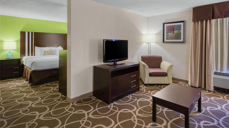 <b>Best Western Lake Cumberland Inn Room</b>. Images powered by <a href="https://iceportal.shijigroup.com/" title="IcePortal" target="_blank">IcePortal</a>.