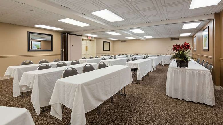 <b>SureStay Plus by Best Western Covington Meeting</b>. Images powered by <a href="https://iceportal.shijigroup.com/" title="IcePortal" target="_blank">IcePortal</a>.