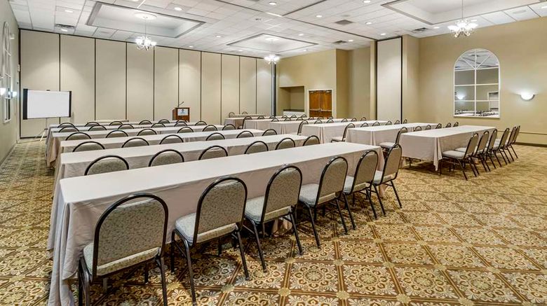 <b>Best Western Inn Suites & Conference Ctr Meeting</b>. Images powered by <a href="https://iceportal.shijigroup.com/" title="IcePortal" target="_blank">IcePortal</a>.
