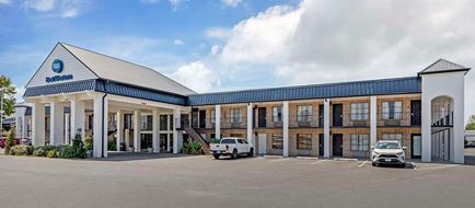 Best Western Inn Suites & Conference Ctr Exterior