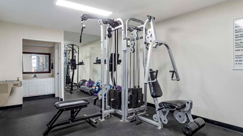 <b>Best Western Inn Suites & Conference Ctr Health</b>. Images powered by <a href="https://iceportal.shijigroup.com/" title="IcePortal" target="_blank">IcePortal</a>.