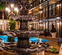 Best Western Plus Westbank Exterior