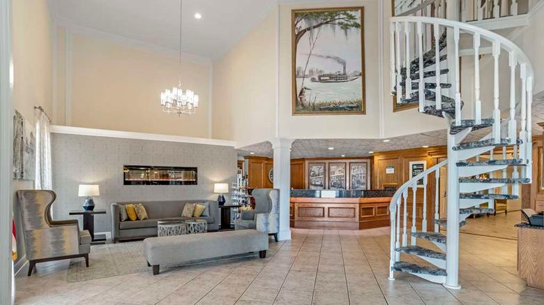 <b>Best Western Plus Westbank Lobby</b>. Images powered by <a href="https://iceportal.shijigroup.com/" title="IcePortal" target="_blank">IcePortal</a>.