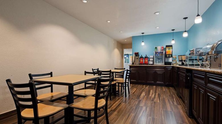 <b>Best Western Eunice Restaurant</b>. Images powered by <a href="https://iceportal.shijigroup.com/" title="IcePortal" target="_blank">IcePortal</a>.