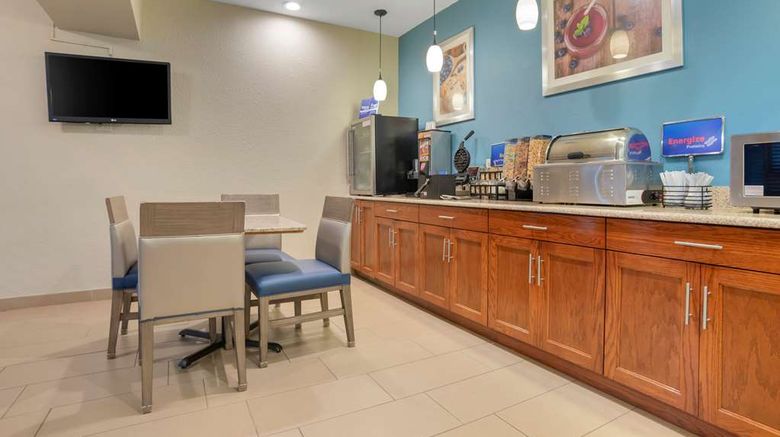 <b>Best Western Ville Platte Restaurant</b>. Images powered by <a href="https://iceportal.shijigroup.com/" title="IcePortal" target="_blank">IcePortal</a>.
