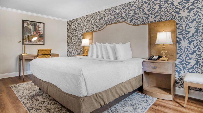 <b>Best Western Plus French Quarter Landmrk Room</b>. Images powered by <a href="https://iceportal.shijigroup.com/" title="IcePortal" target="_blank">IcePortal</a>.