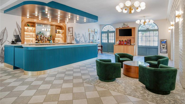 <b>Best Western Plus French Quarter Landmrk Restaurant</b>. Images powered by <a href="https://iceportal.shijigroup.com/" title="IcePortal" target="_blank">IcePortal</a>.