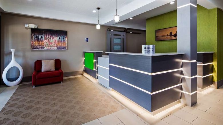 <b>Best Western Plus Slidell Inn Lobby</b>. Images powered by <a href="https://iceportal.shijigroup.com/" title="IcePortal" target="_blank">IcePortal</a>.