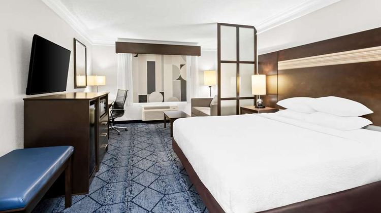 Best Western Plus Slidell Inn Room