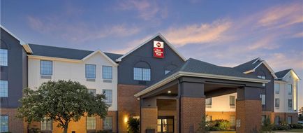 Best Western Plus Executive Hotel Suites Exterior