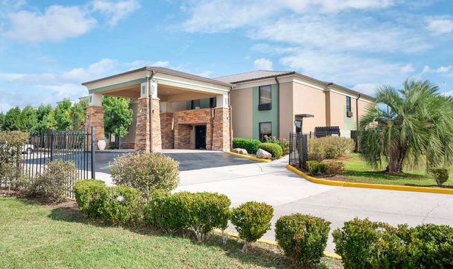 Best Western Bayou Inn Exterior