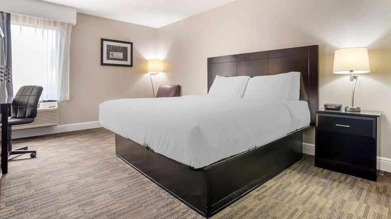 <b>Best Western Bayou Inn Room</b>. Images powered by <a href="https://iceportal.shijigroup.com/" title="IcePortal" target="_blank">IcePortal</a>.