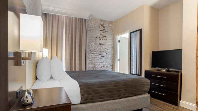 Best Western Plus St. Christopher Hotel Room