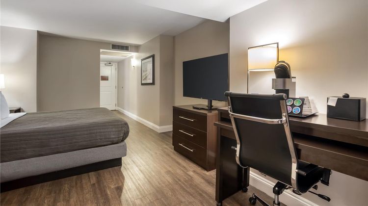 Best Western Plus St. Christopher Hotel Room