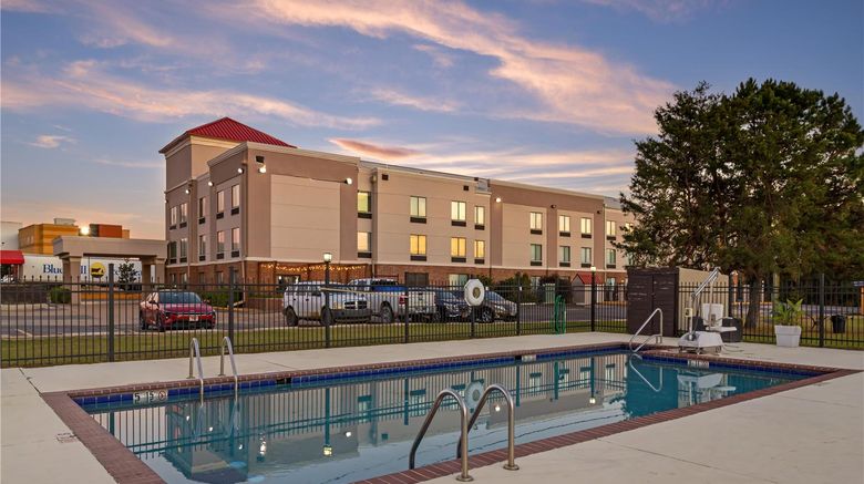 Best Western Natchitoches Inn Exterior. Images powered by <a href="https://iceportal.shijigroup.com" target="_blank" rel="noopener">Ice Portal</a>.