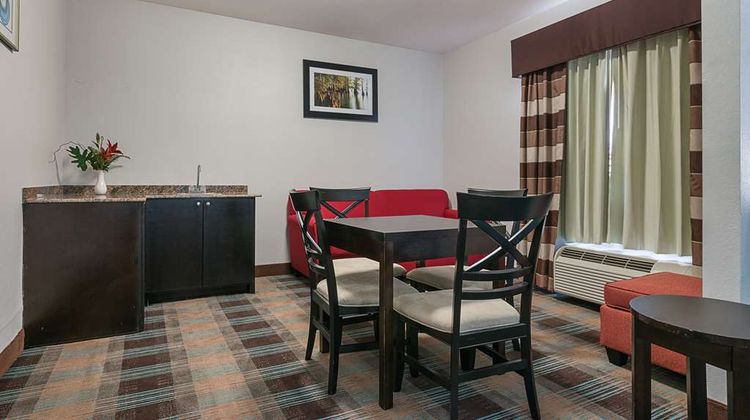 Best Western Plus DeRidder Inn & Suites Suite