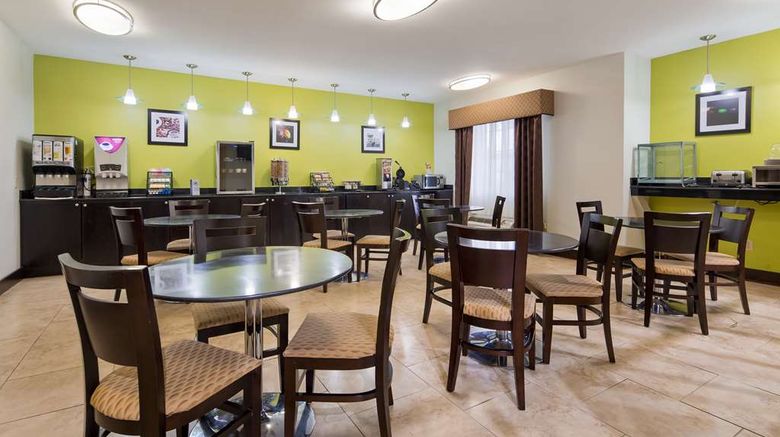 <b>Best Western Plus DeRidder Inn & Suites Restaurant</b>. Images powered by <a href="https://iceportal.shijigroup.com/" title="IcePortal" target="_blank">IcePortal</a>.