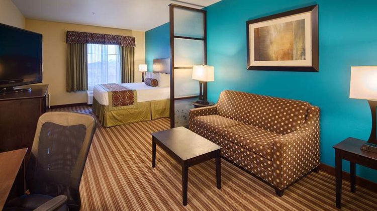 Best Western Plus DeSoto Inn & Suites Room