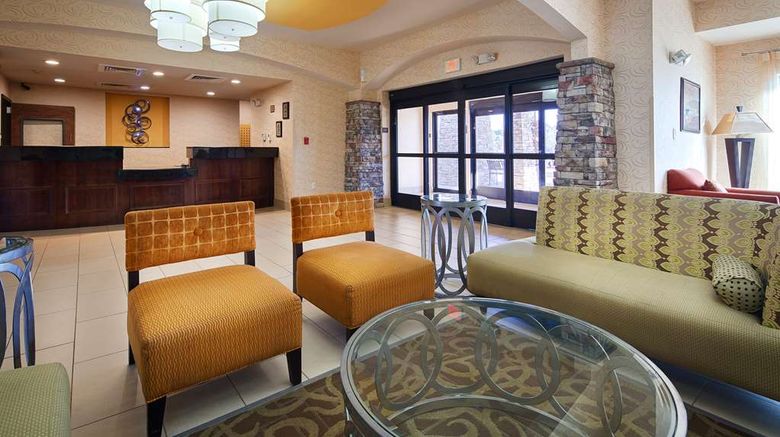 <b>Best Western Plus DeSoto Inn & Suites Lobby</b>. Images powered by <a href="https://iceportal.shijigroup.com/" title="IcePortal" target="_blank">IcePortal</a>.
