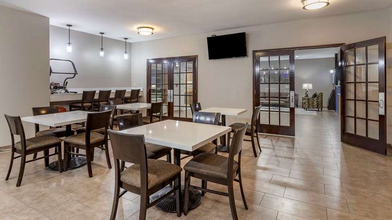 <b>Best Western Oakdale Inn Restaurant</b>. Images powered by <a href="https://iceportal.shijigroup.com/" title="IcePortal" target="_blank">IcePortal</a>.