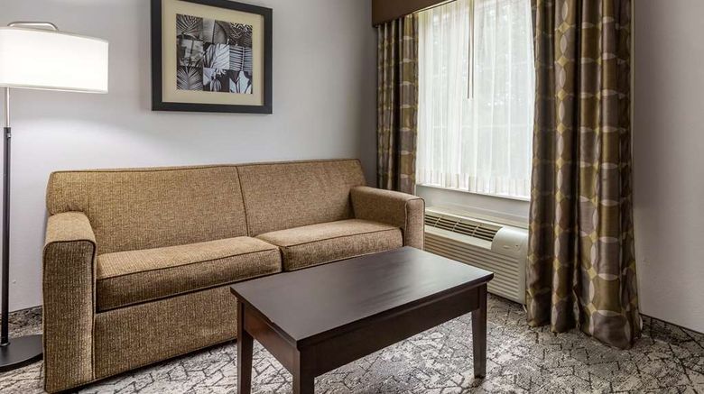 <b>Best Western Oakdale Inn Room</b>. Images powered by <a href="https://iceportal.shijigroup.com/" title="IcePortal" target="_blank">IcePortal</a>.