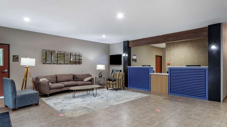 <b>Best Western Oakdale Inn Lobby</b>. Images powered by <a href="https://iceportal.shijigroup.com/" title="IcePortal" target="_blank">IcePortal</a>.